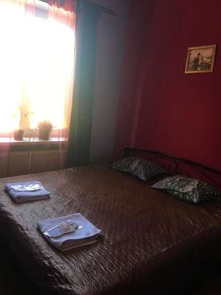 Отель Отель Кардинал Винница Двухместный номер с 1 кроватью и общей ванной комнатой-3